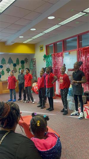 The fourth Grade Sings Deck The Halls
